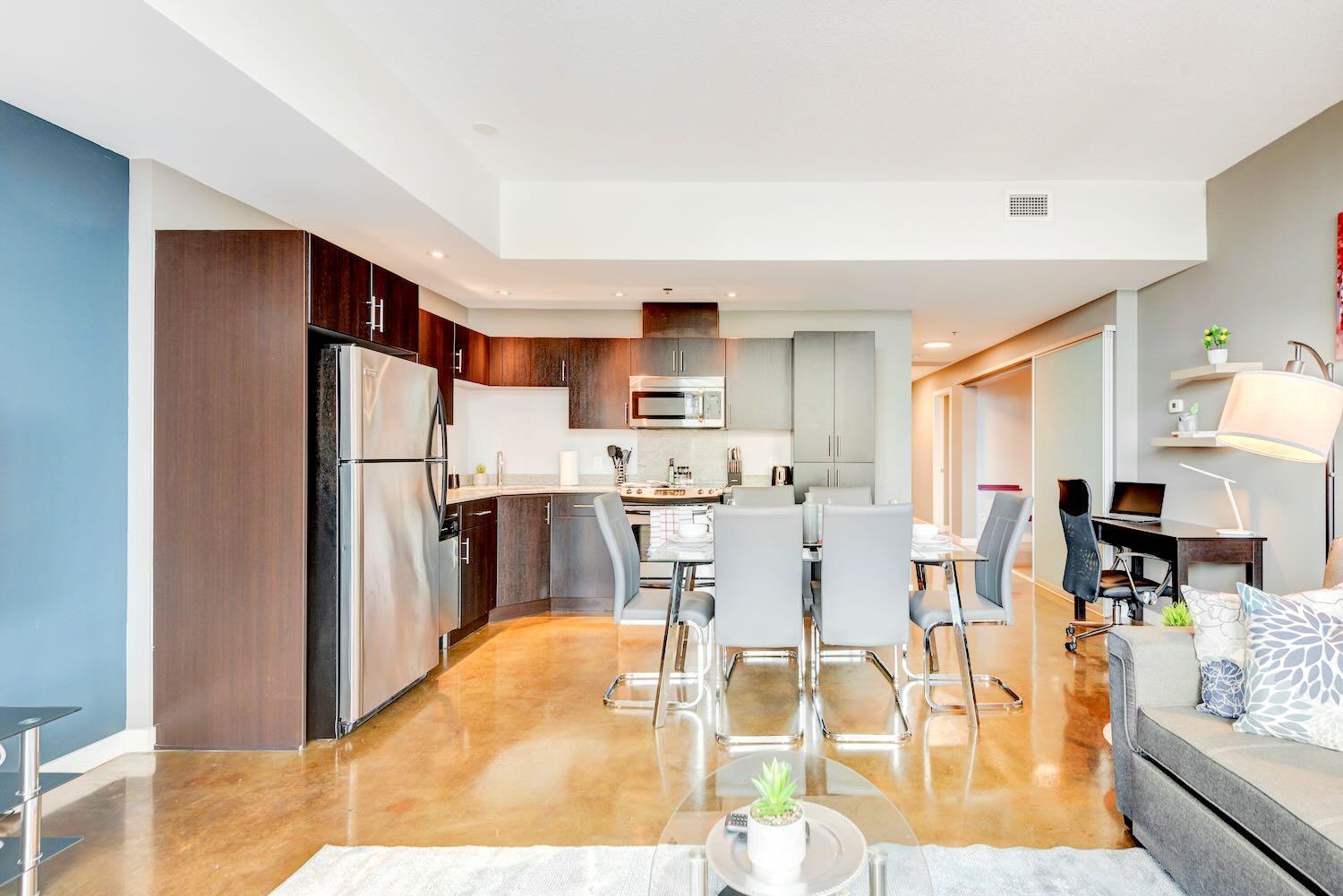 Modern 2Br Condo - King Bed - Downtown City Views YYC Exterior foto
