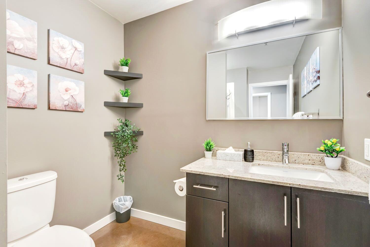 Modern 2Br Condo - King Bed - Downtown City Views YYC Exterior foto